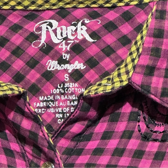 Rock 47 by Wrangler woman’s size small button up top - Picture 4 of 4